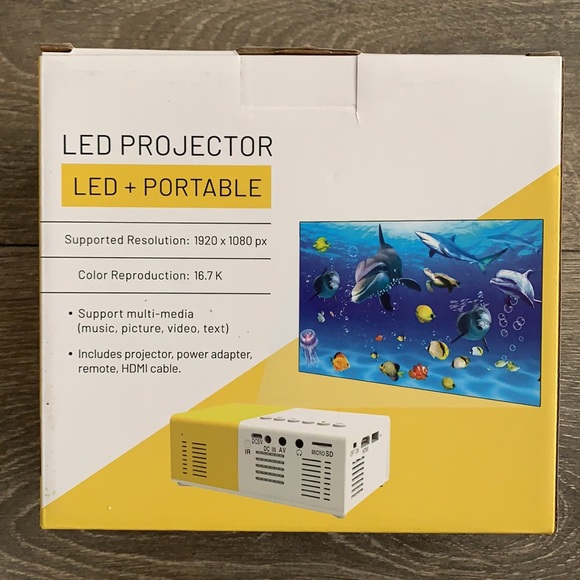LED PROJECTOR - Picture 2 of 5